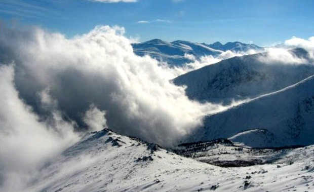 Tuy nhiên, đổi lại thì phong cảnh phía dưới nhà vệ sinh quả thực rất tươi đẹp và hùng vĩ.