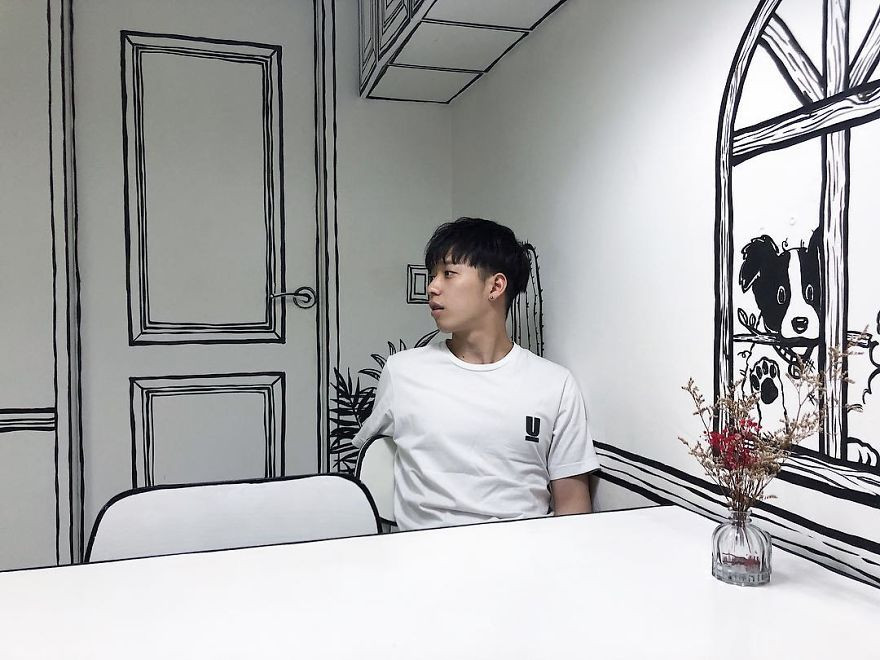 Góc chụp ảnh "sống ảo" ưa thích của nhiều bạn trẻ khi đến quán cà phê. Mời quý vị xem video: Lý do nhiều quán cà phê trên thế giới cấm Wifi. Nguồn video: VTC14