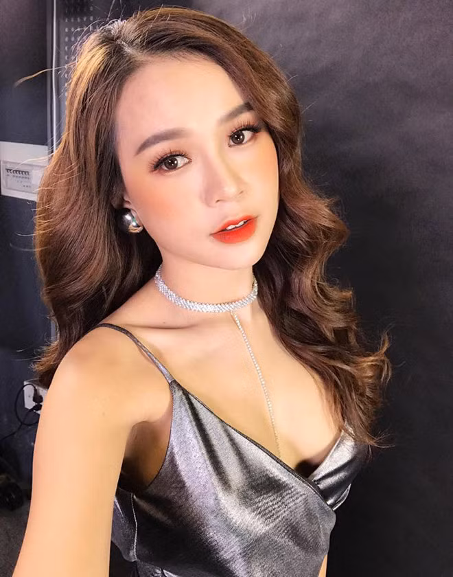 Giống như nhiều hot girl trưởng thành khác, Sam muốn thể hiện hình ảnh cá nhân phong phú hơn, không bó hẹp chỉ là một cô gái nhu mì.