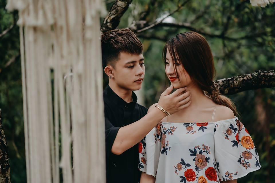 Canh may rau tra loi cau hoi: “Neu lua chon lai ban co muon ket hon?”