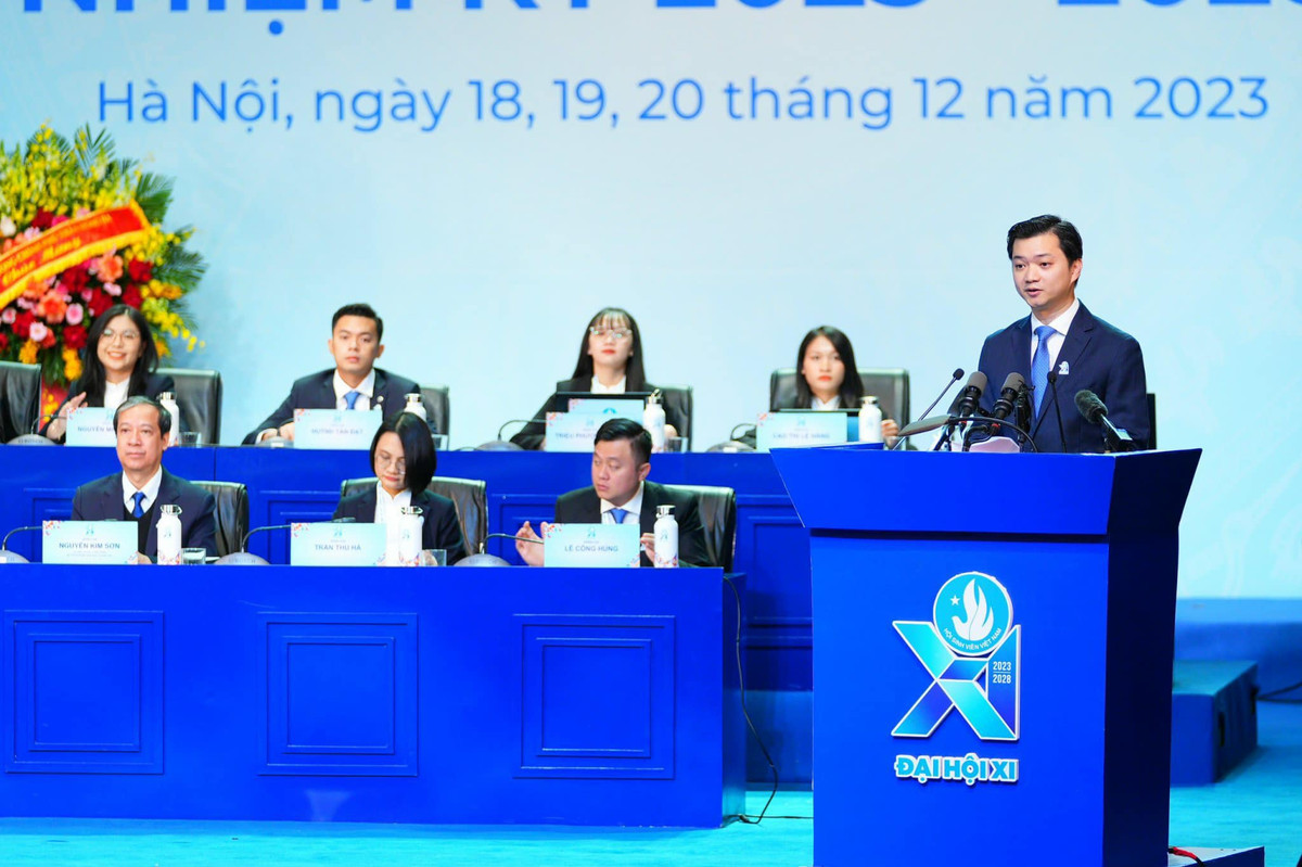 Anh Nguyễn Minh Triết, sinh năm 1988, trình độ học vấn tiến sĩ; trình độ lý luận chính trị cao cấp. 