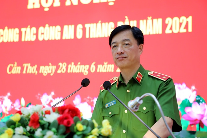 Tháng 11/2016, ông Ngọc giữ chức Phó Tổng Cục trưởng Tổng cục Cảnh sát và được thăng cấp bậc hàm Thiếu tướng vào năm 2017. Sau đó một năm, ông Nguyễn Duy Ngọc giữ chức Cục trưởng Cục Cảnh sát điều tra tội phạm về tham nhũng, kinh tế, buôn lậu.