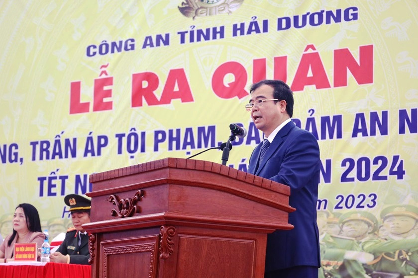 Cong an Hai Duong ra quan tran ap toi pham dip Tet Giap Thin 2024