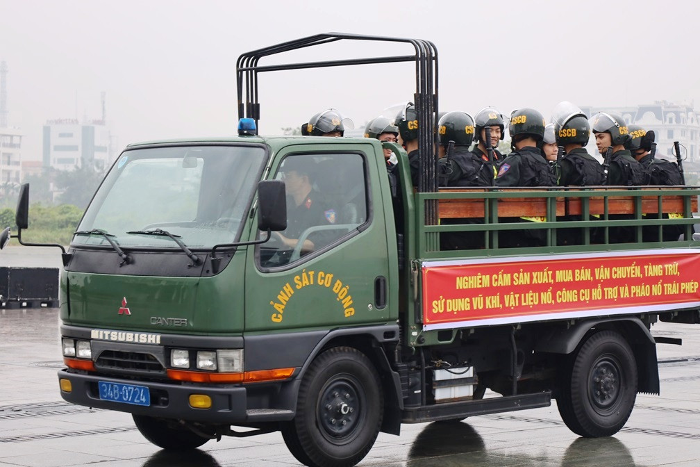 Cong an Hai Duong ra quan tran ap toi pham dip Tet Giap Thin 2024-Hinh-7