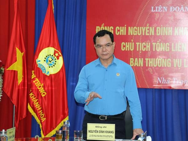 Từ tháng 3/2014 - 12/2015, ông Khanh giữ chức Phó Bí thư Tỉnh ủy Hà Giang nhiệm kỳ 2010-2015, nhiệm kỳ 2015-2020. Từ tháng 1/2016 - 3/2016, Ủy viên Ban Chấp hành Trung ương Đảng khóa XII, Phó Bí thư Tỉnh ủy Hà Giang nhiệm kỳ 2015-2020. 