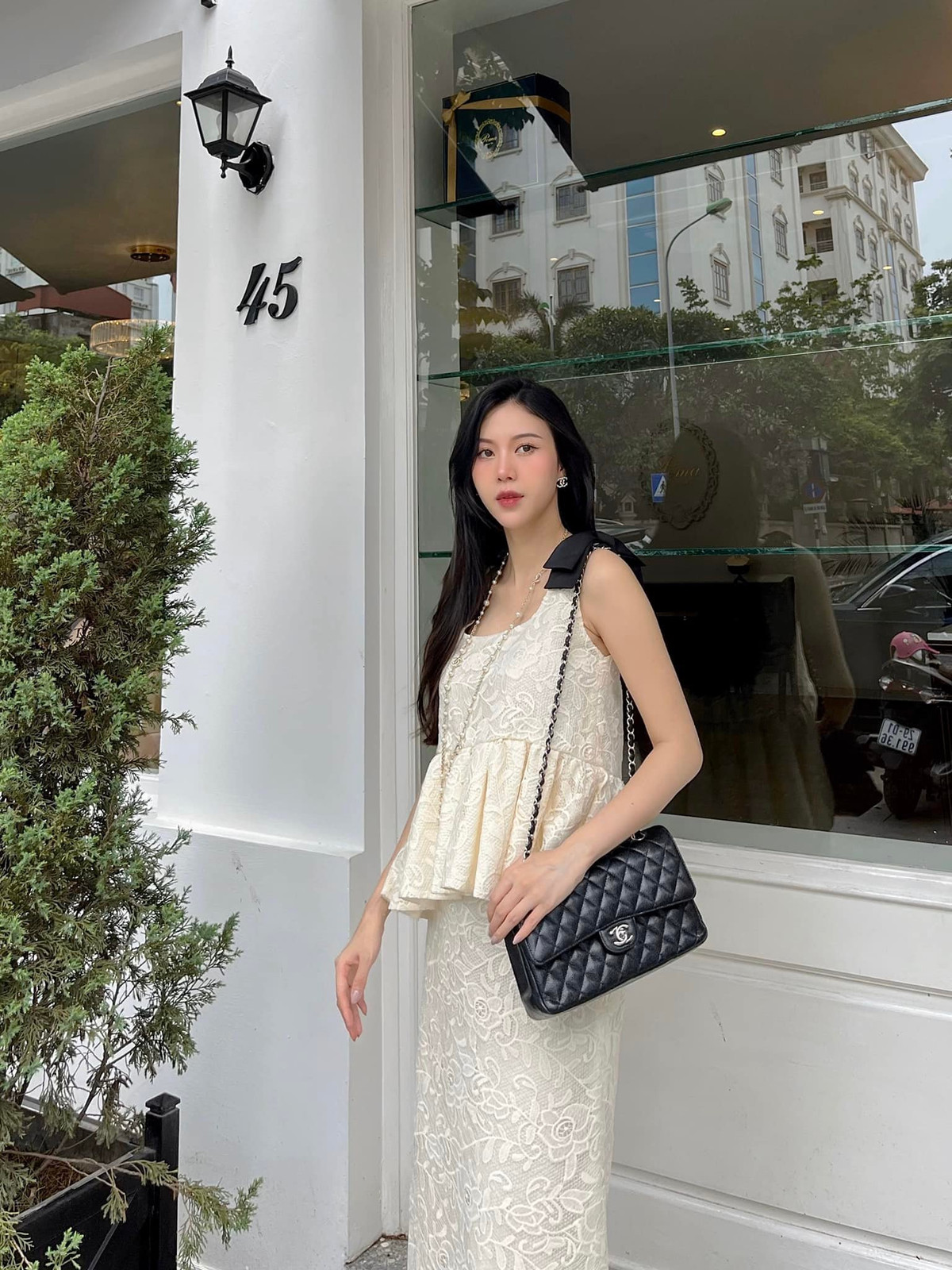 Cặp đôi đã có một cậu con trai vừa tròn 1 tuổi, tức chỉ vài tháng sau sinh quý tử đầu lòng cô tiếp tục mang thai bé thứ hai.