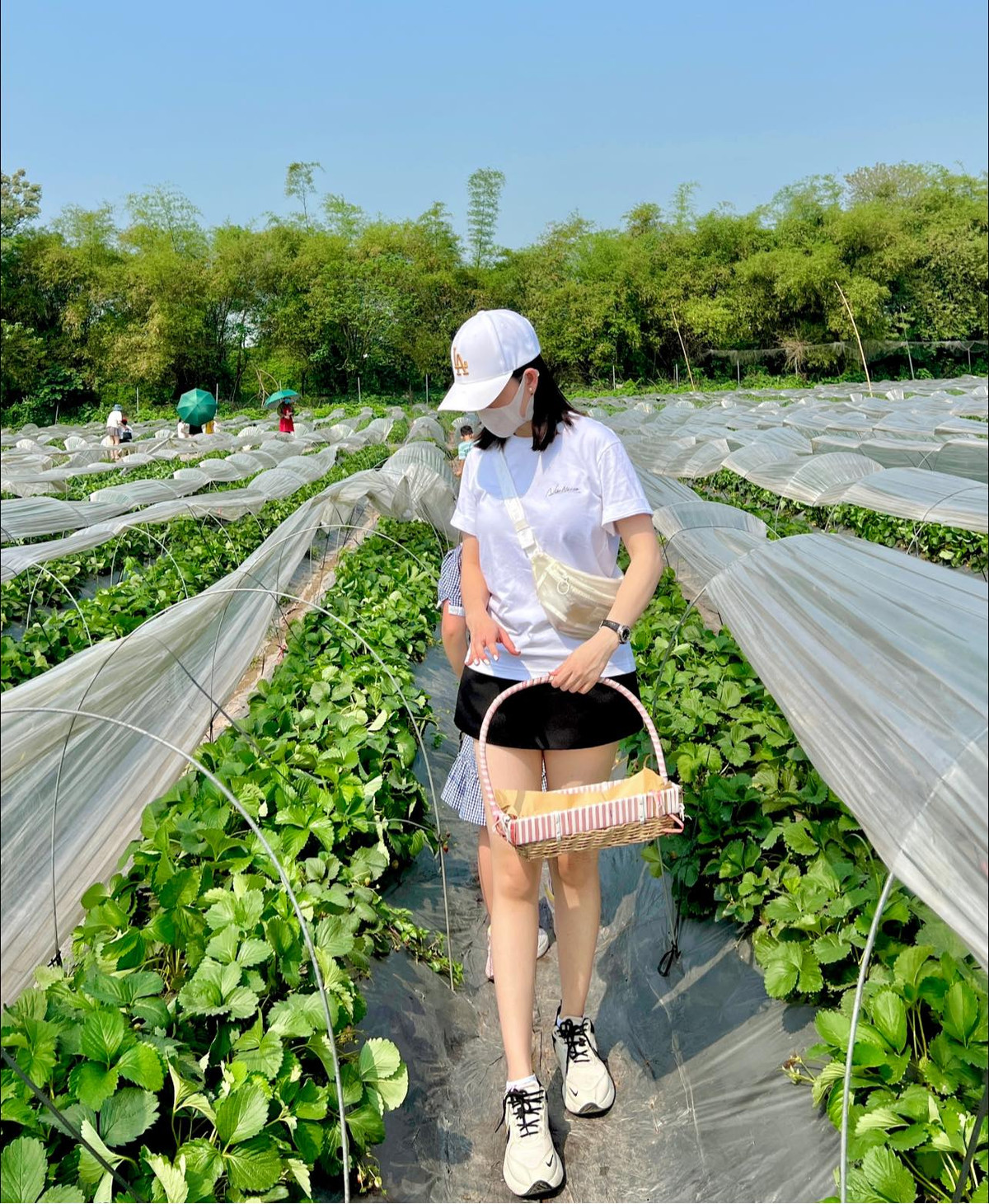 Bước qua tuổi 30, nhìn lại hành trình nuôi con của Ly Kute đã trải qua nhiều người không khỏi ngưỡng mộ.