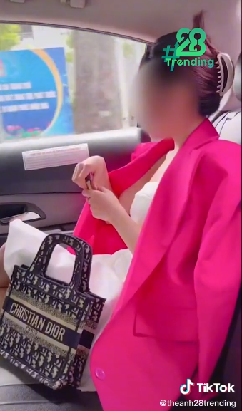 Được biết TikToker giật chồng là một nhân vật khá nổi với hơn 76 ngàn người theo dõi. Trên kênh của mình cô nàng không ngần ngại đăng tải nhiều clip liên quan đến vấn đề này.