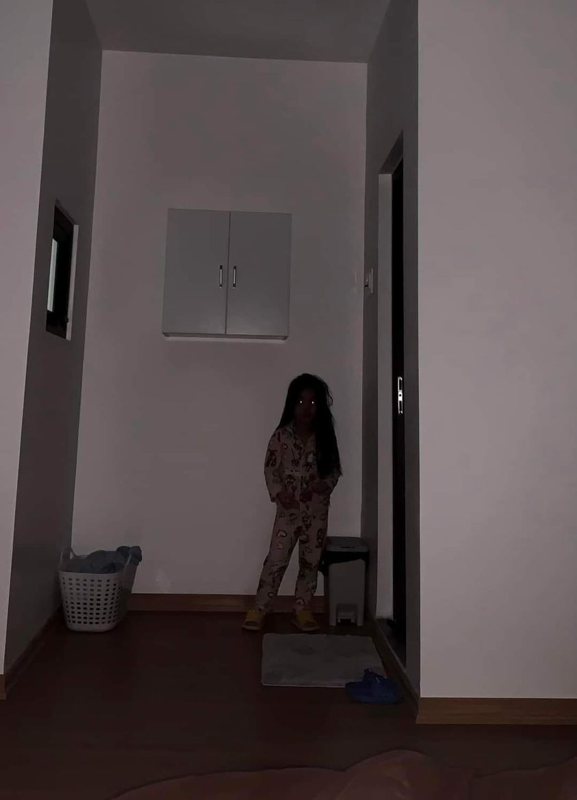 Dù có những lúc bực tức vì con quá nghịch nhưng bố mẹ vẫn cảm thấy hạnh phúc và vui vẻ vì những điều mà con đã làm.