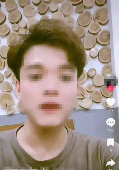 Mới đây, sau khi bị nữ chính trong câu chuyện yêu cầu lên tiếng vì hành động tự ý chia sẻ ảnh cô mà chưa có sự cho phép, TikToker này đã công khai xin lỗi người này.