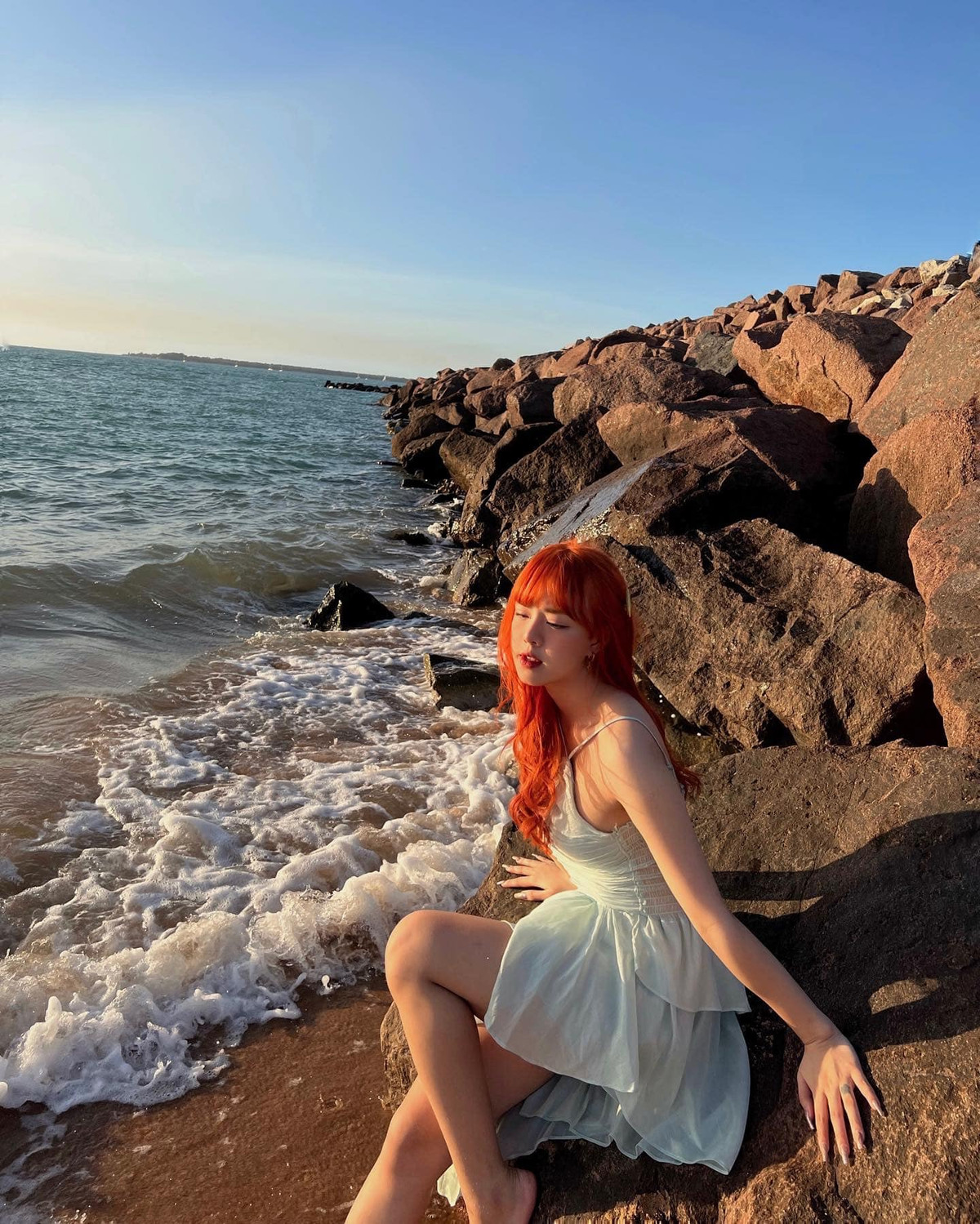 Không những vậy, nữ MC còn gây chú ý khi hóa thân thành nàng tiên cá Ariel trong chuyện cổ tích của nhà Disney.