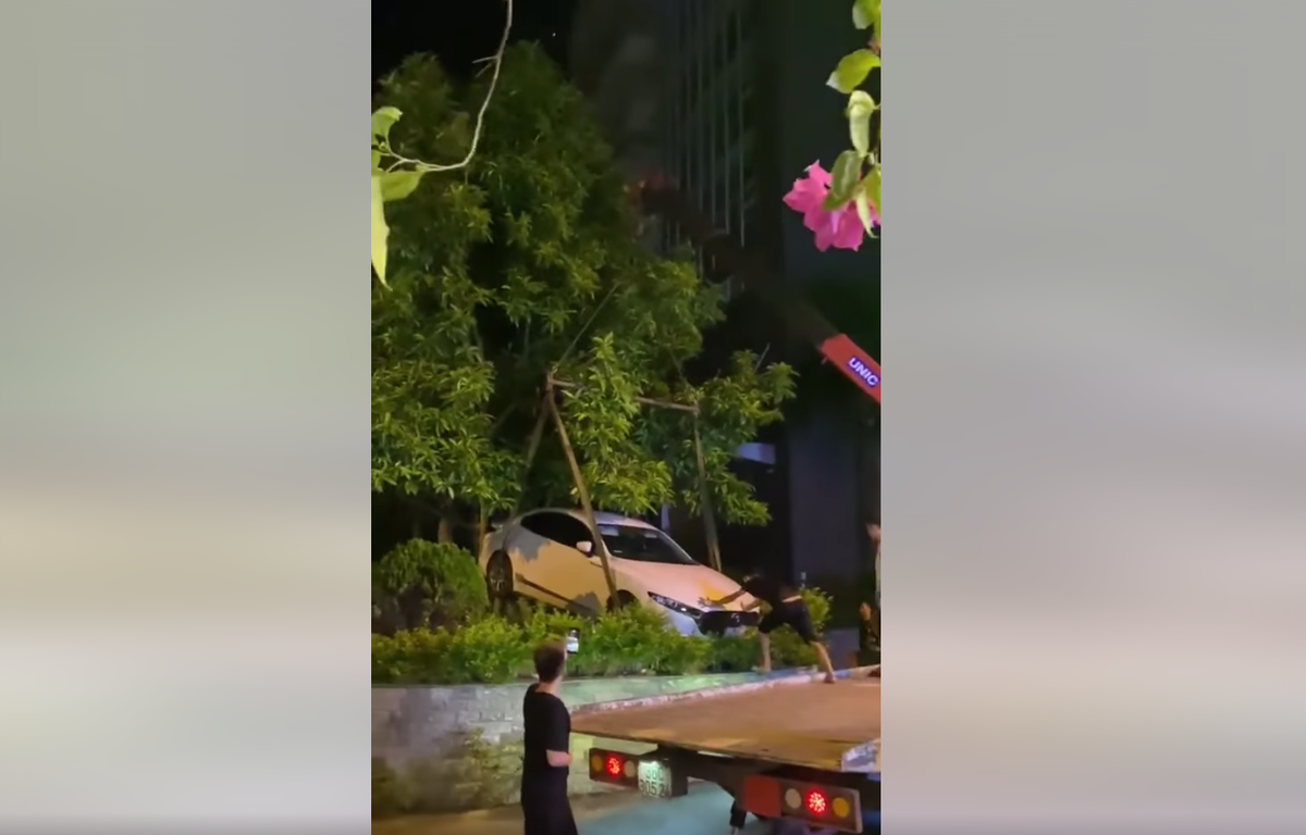 Dưới phần bình luận, không ít người tỏ ra vừa thương vừa buồn cười cho tài xế đen đủi đó. Ảnh: Cắt ra từ clip