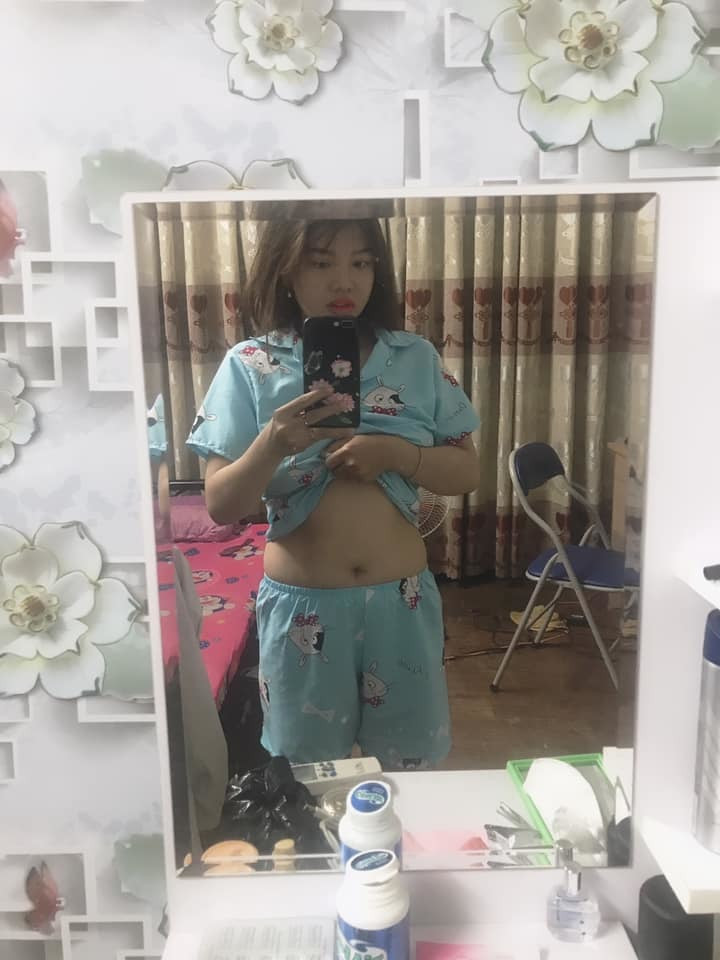 Cô từng chia sẻ trong khi mang thai, cô đã tăng đến 13kg nên thân hình có phần mũm mĩm, đầy đặn hơn. Vì thế, sau khi em bé ra đời, cũng là lúc cô bắt đầu công cuộc lấy lại vóc dáng của mình.