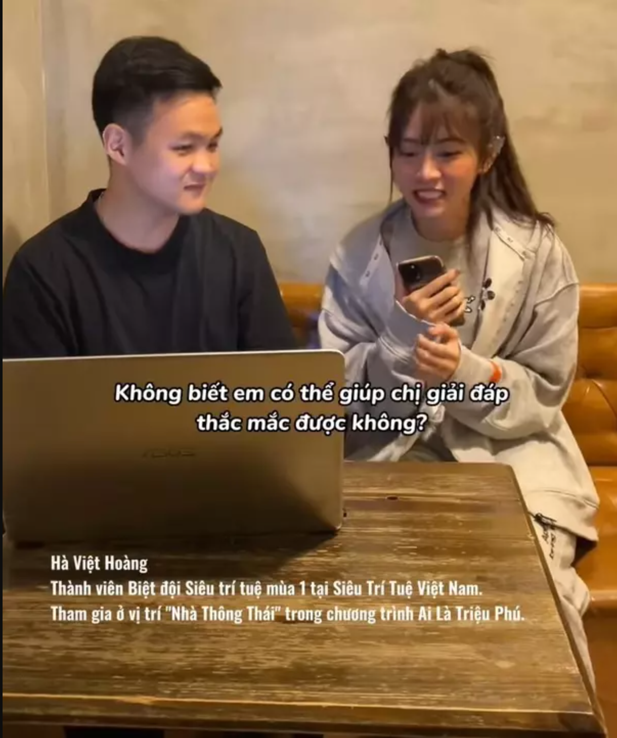 Khách mời của Lê Bống là Hà Việt Hoàng - (Thí sinh Siêu Trí Tuệ Việt Nam, sinh viên Đại học Bách Khoa). Anh chàng cho biết than hoàn toàn có thể tạo ra kim cương, song nó phải chịu điều kiện khắc nghiệt về nhiệt độ cũng như áp suất để quá trình đó có thể xảy ra.