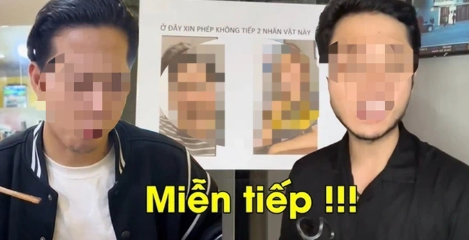 Thời gian qua những lùm xùm về việc loạt TikTok review đồ ăn đang là tâm điểm thu hút sự chú ý của dư luận. Bất kể món ăn nào qua bàn tay review của các TikToker đều bỗng chốc biến thành món ăn thị phi khi hàng loạt những TikToker khác review theo.