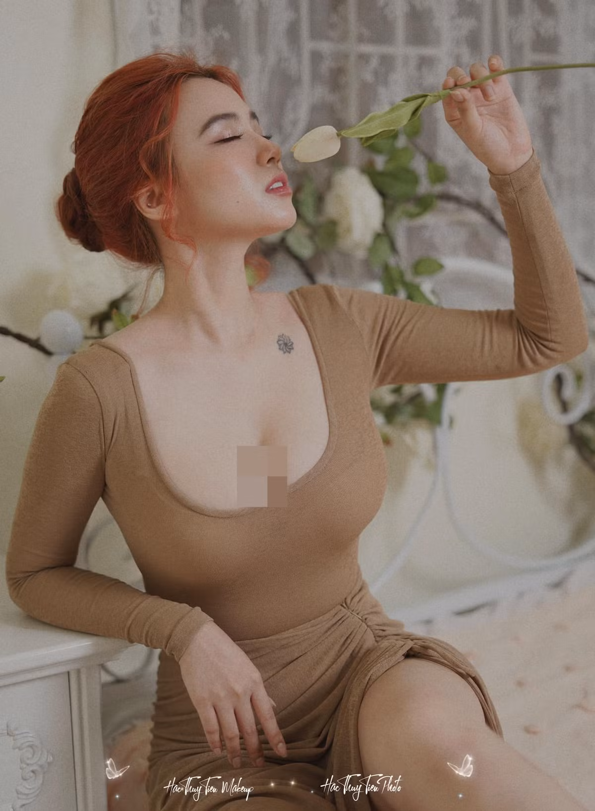 Kể từ khi gia nhập làng giải trí, gái xinh theo đuổi phong cách thời trang táo bạo, khoe tối đa vóc dáng.