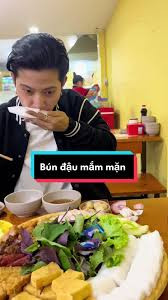 Bất cứ quán ăn nào có sự xuất hiện của anh chàng là chỉ thấy bị chê, dù không ít người đưa ra lời khuyên Nờ Ô Nô quá kén ăn nhưng anh cho biết bản thân chỉ muốn đưa ra những lời nhận xét chân thực nhất theo cảm quan của mình. Ảnh: Tổng hợp