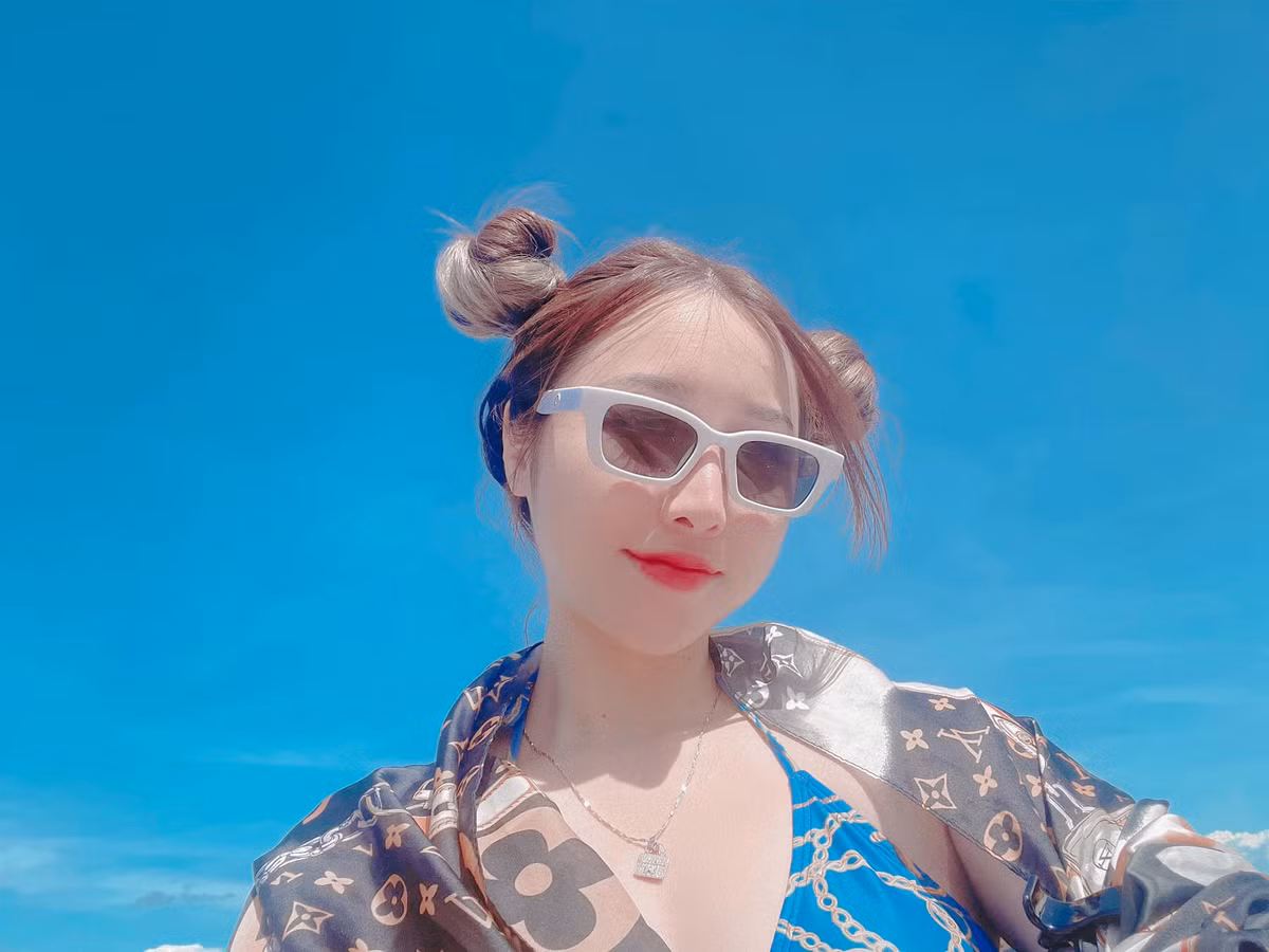 Thời gian đầu trong vai trò giáo viên, Trà gặp khá nhiều khó khăn do chưa có kinh nghiệm.