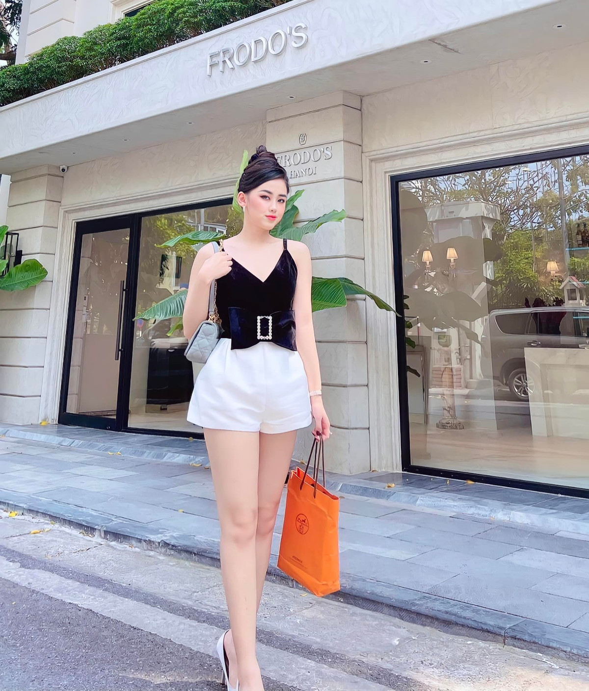 Ngọc Mai từng chia sẻ, cô đang có những trải nghiệm quý giá với công việc này.