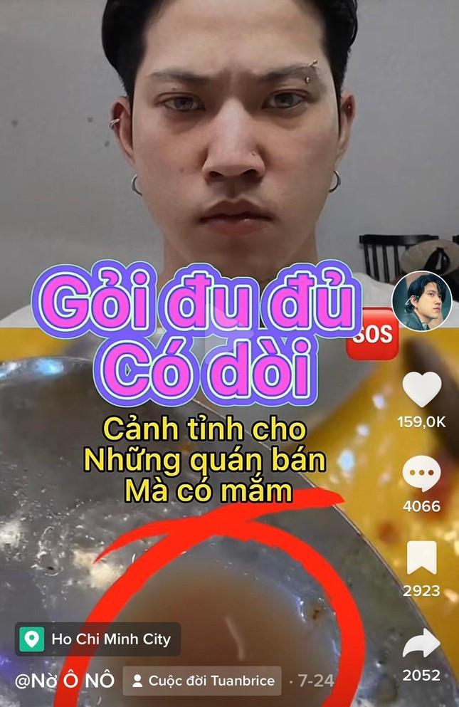 Ngoài Võ Hà Linh, TikToker Nờ Ô Nô (còn được biết đến với tên Tuấn Brice) cũng là nhân vật khá nổi trong làng review thẳng thừng về các quán ăn.