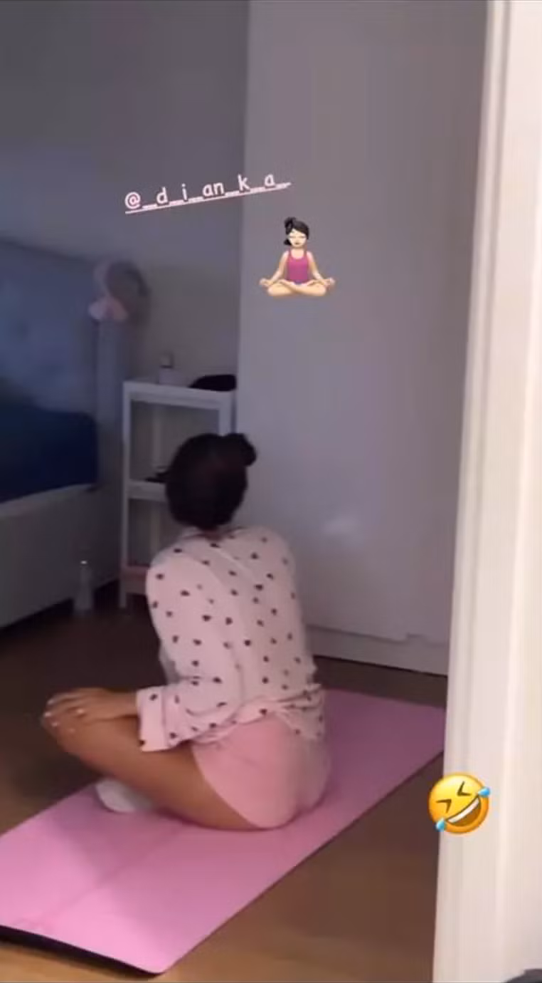 Có thể thấy nàng mẫu Tây đã tăng cân rõ rệt trong loạt khoảnh khắc đời thường này.