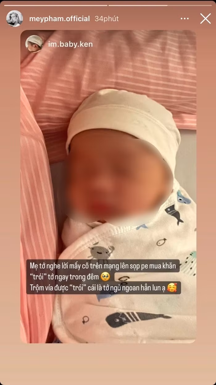 Trên trang cá nhân, Hà My đăng tải bức ảnh da kề da với con và tiết lộ cậu bé được đặt tên thân mật là Ken.