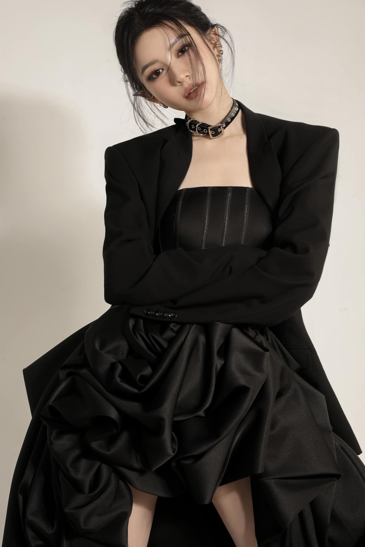 Trên trang cá nhân, nàng hot girl có chia sẻ những bí quyết làm đẹp của mình và được cư dân mạng hưởng ứng.