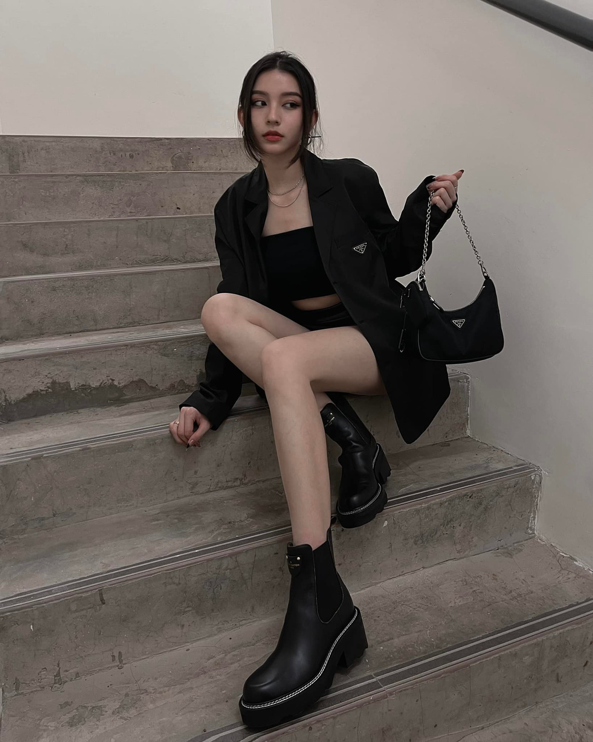 Trên Instagram, Facebook mỗi hình ảnh của Bâu đều nhận được lượt like cực khủng. Ảnh: FBNV