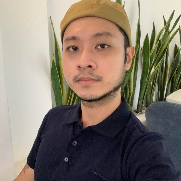 Có tính thẳng thắn, bộc trực và nóng nảy nên TikToker này được cư dân mạng nhớ đến từ những loạt lùm xùm gây bão mạng xã hội.