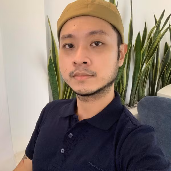 Co Gai Co Rau bat ngo tuyen bo xoa kenh TikTok sau loat drama