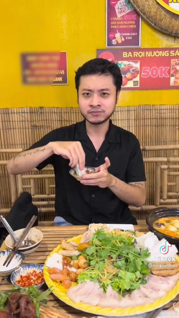 Sau vài giờ chia sẻ, đoạn clip của Cô Gái Có Râu đã nhanh chóng thu về gần 2 triệu lượt xem của độc giả.