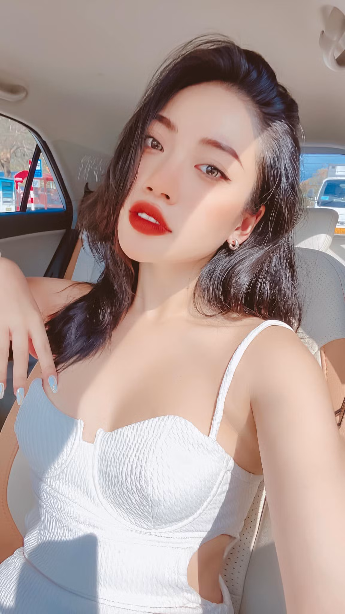 Ngoại hình của cô gái Quảng Ninh thay đổi chóng mặt khiến ai cũng ngỡ ngàng.