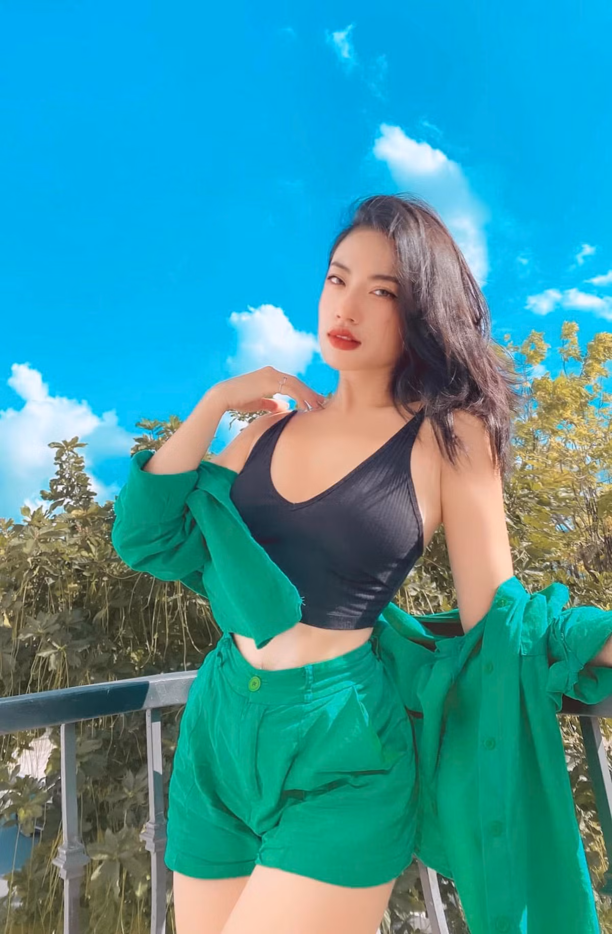 Trong quá khứ, gái xinh Hoàng Yến từng có khoảng thời gian mặc cảm, tự ti vì ngoại hình mũm mĩm.