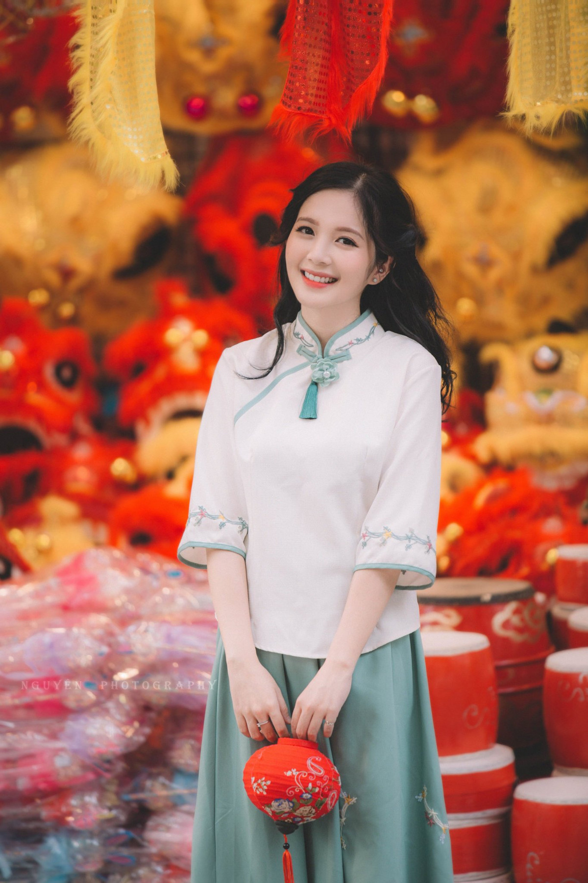 Bộ ảnh của Ngọc Huyền nhanh chóng nhận về nhiều lời khen, phần lớn là dành lời yêu mến cho nhan sắc của cô. Ảnh: Lê Thanh Nguyên