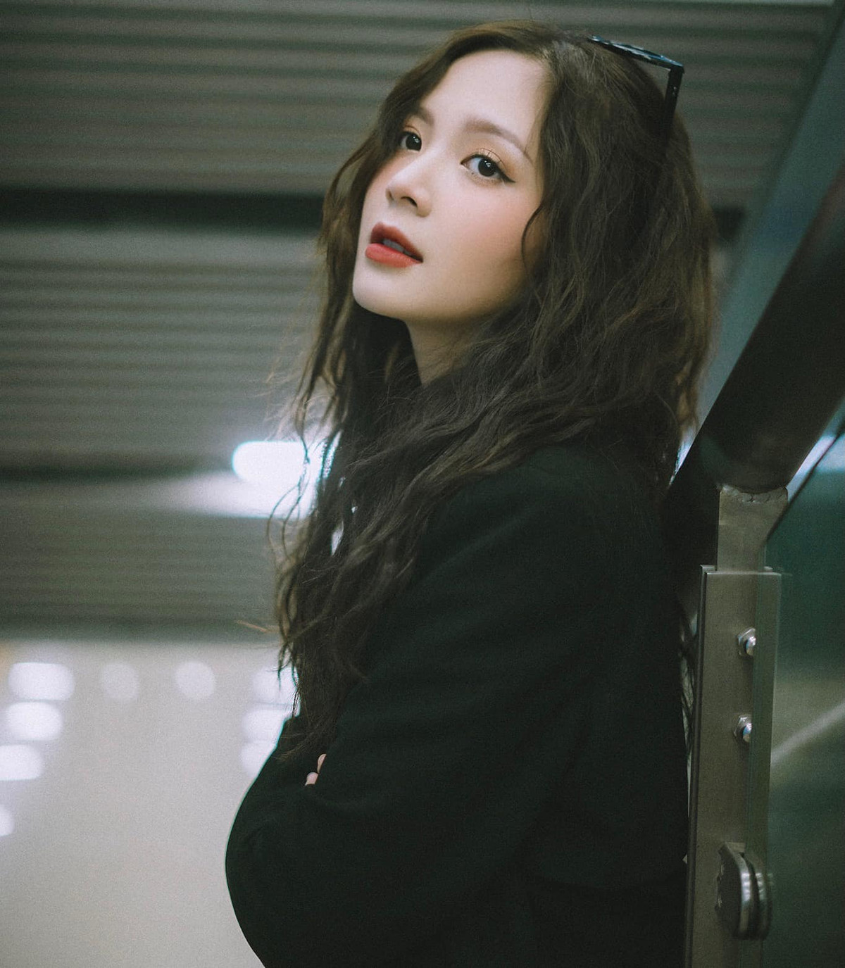 Sở hữu chiều cao khiêm tốn, Ngọc Huyền còn sở hữu gương mặt vô cùng xinh xắn, đáng yêu và trẻ hơn so với lứa tuổi. Ảnh: FBNV