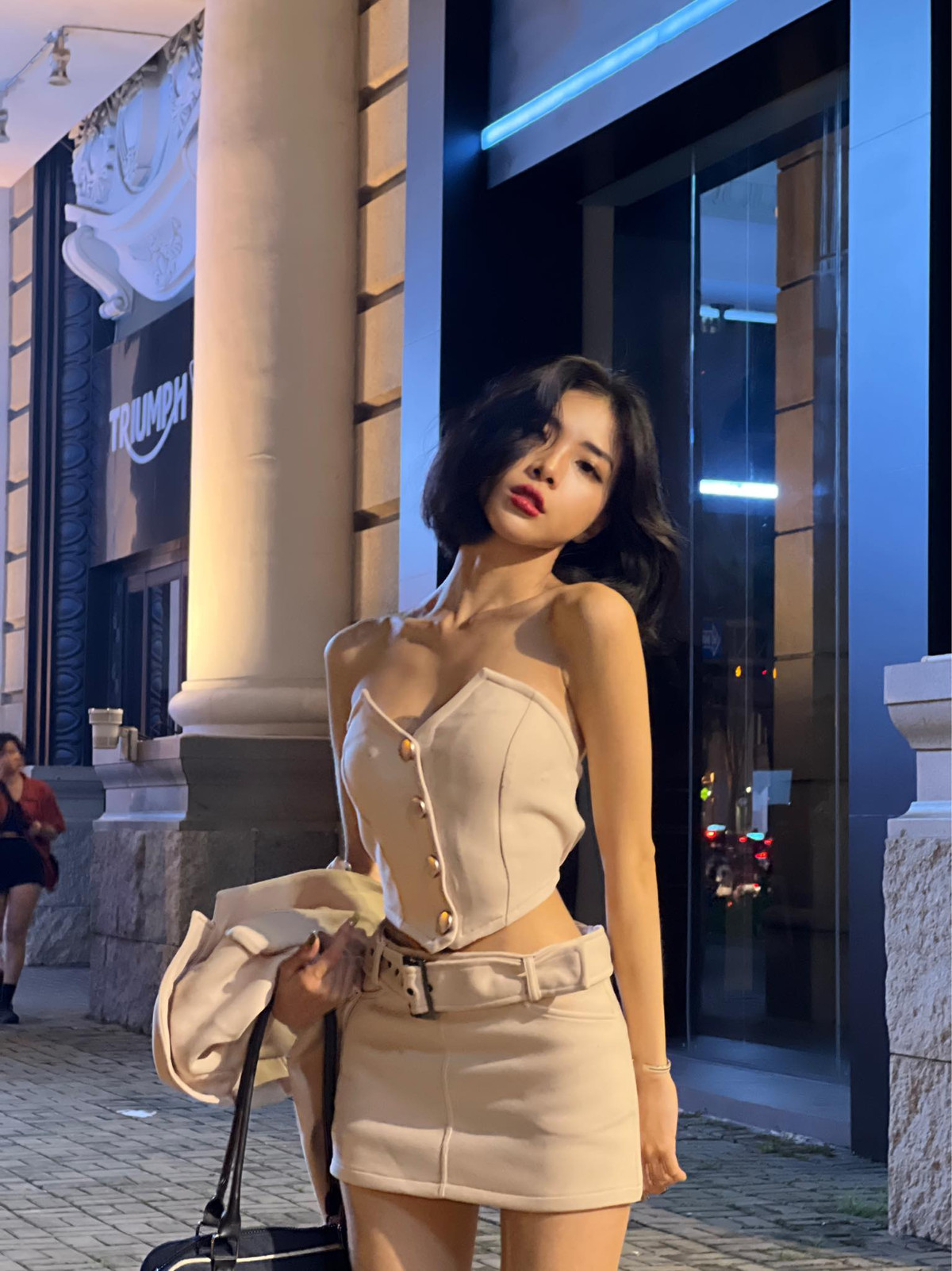 Hot girl Sme hiện đang là người mẫu ảnh tự do có tiếng tại TP HCM.