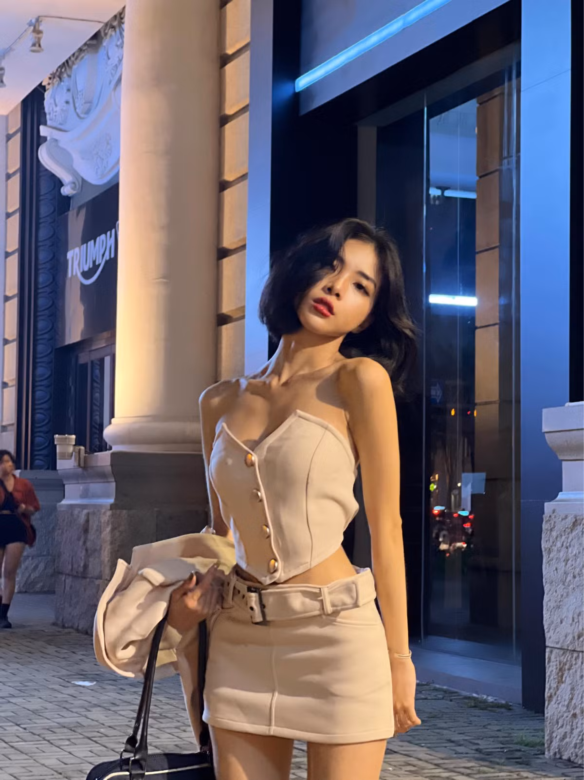 Hot girl Sme hiện đang là người mẫu ảnh tự do có tiếng tại TP HCM.