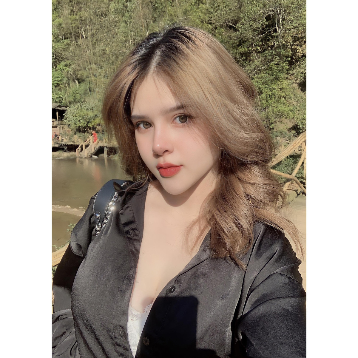 Câu chuyện “lột xác” ngoại hình của Phạm Phương Hoa là một ví dụ điển hình cho câu nói: “Con gái chưa giảm cân thì chưa biết mình đẹp thế nào”.