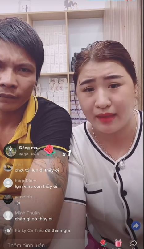 Thậm chí, Lộc Fuho còn bày tỏ mong muốn Đạt Villa sẽ không dùng từ ngữ bậy bạ động chạm để nói chuyện với anh. Lộc Fuho cho biết: "Má Lộc mất lâu rồi, đừng chửi kiểu đó".