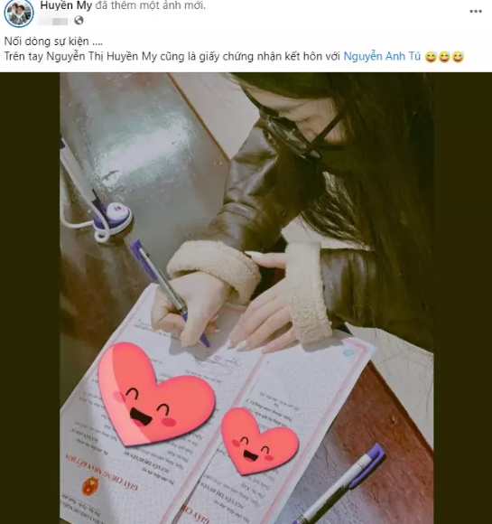 Giữa cơn sốt Diệu Nhi - Anh Tú, mới đây bạn gái cũ Quang Hải - Huyền My cũng gây chú ý khi khoe ảnh đi đăng ký kết hôn với chồng sắp cưới.