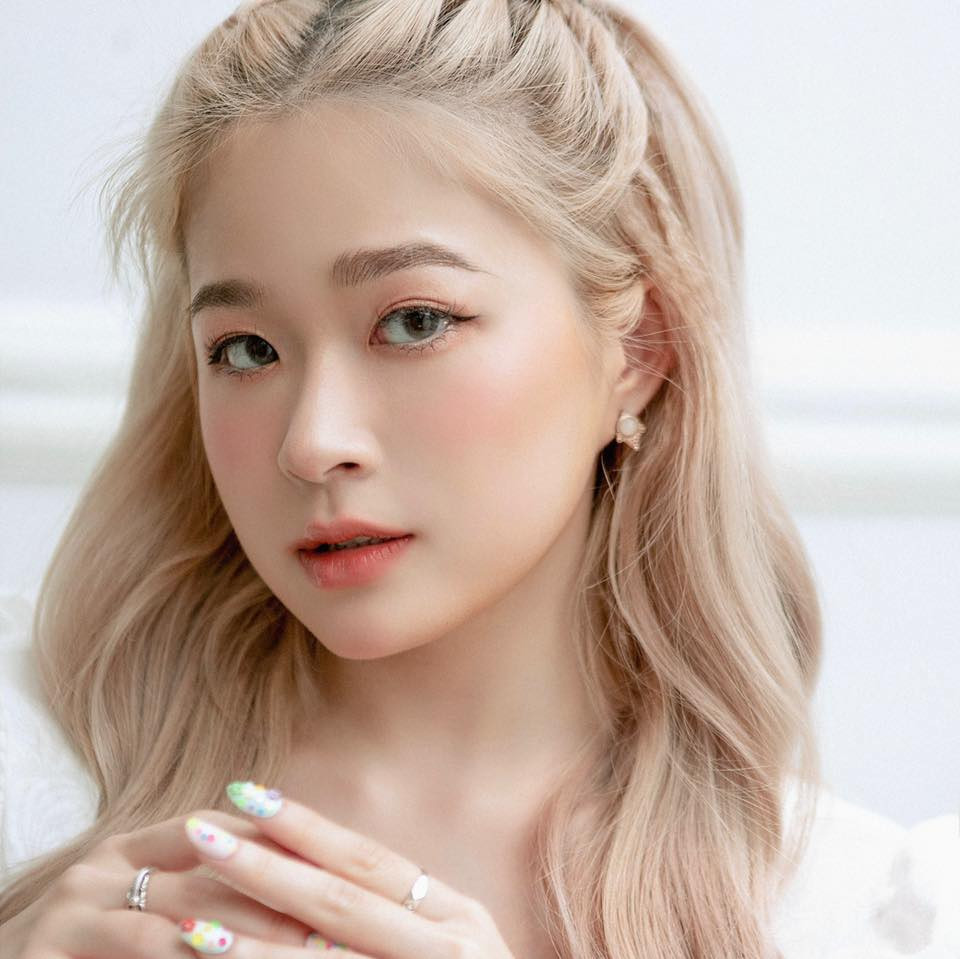 Đến hiện tại, cô nàng đang sở hữu tài khoản TikTok với hơn 1,5 triệu người theo dõi và gần 30 triệu lượt yêu thích.