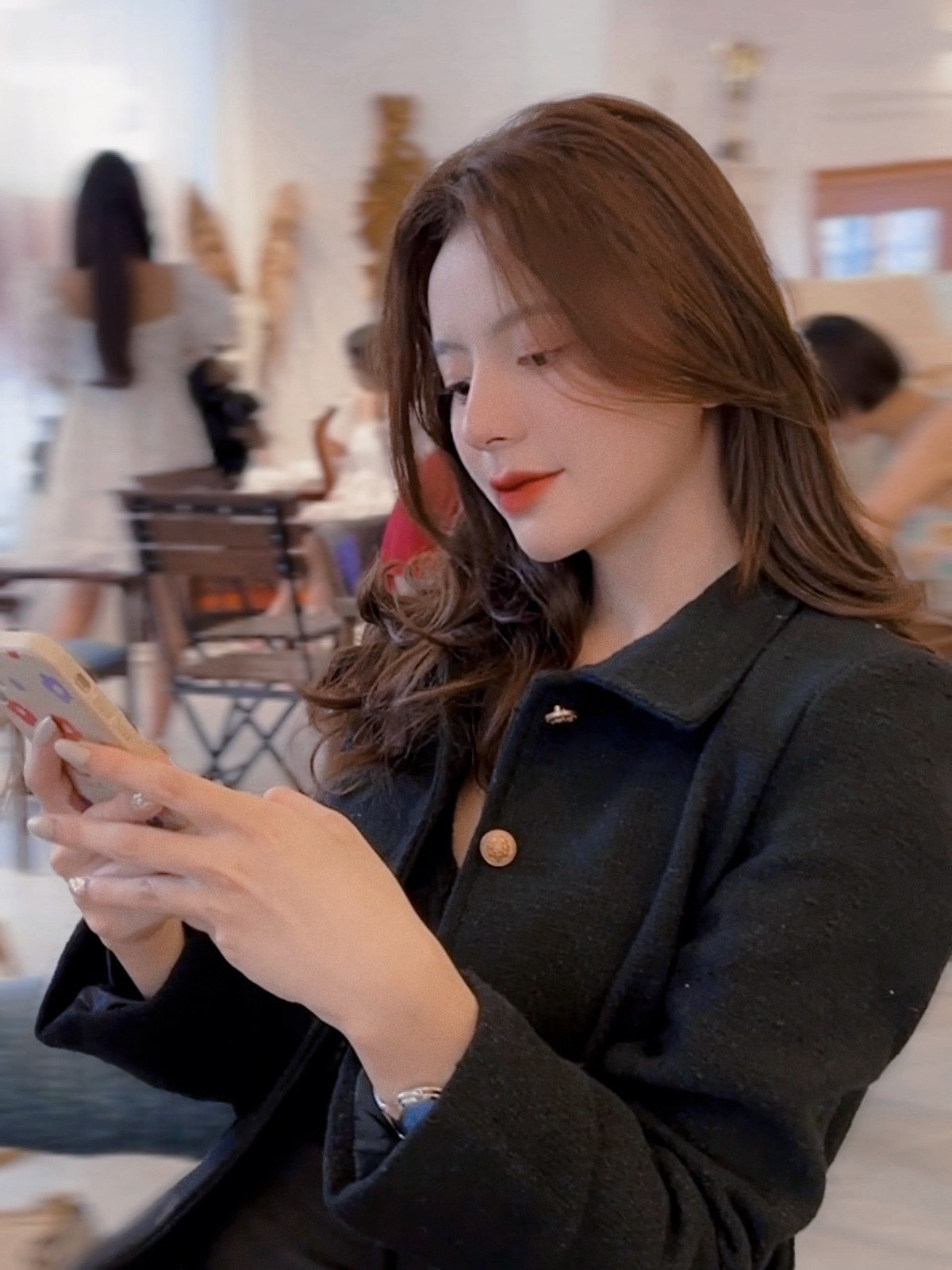 Triệu Thị Nhung, đến từ Cao Bằng, là nữ sinh trường ĐH Khoa học Xã hội và Nhân văn.