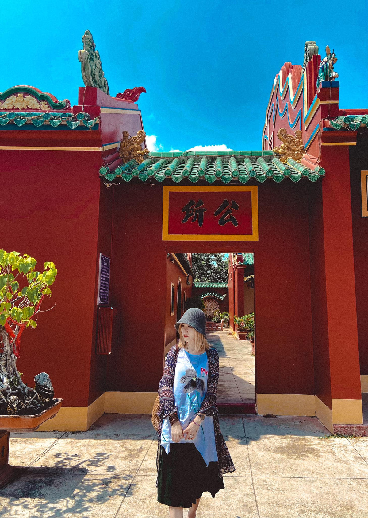 Ngoài là nơi thờ tự, Quỳnh Phủ Hội Quán còn là địa điểm sinh hoạt chung của đồng bào người Hoa gốc Hải Nam. Ảnh: Phương Quỳnh