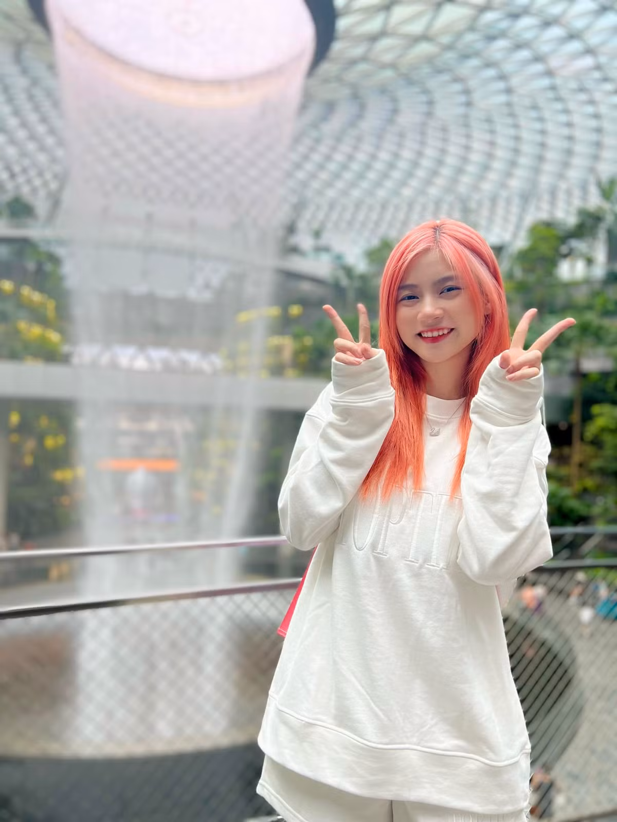 Cô nàng ghi điểm với những hình ảnh dễ thương, không màu mè. Ảnh: FBNV