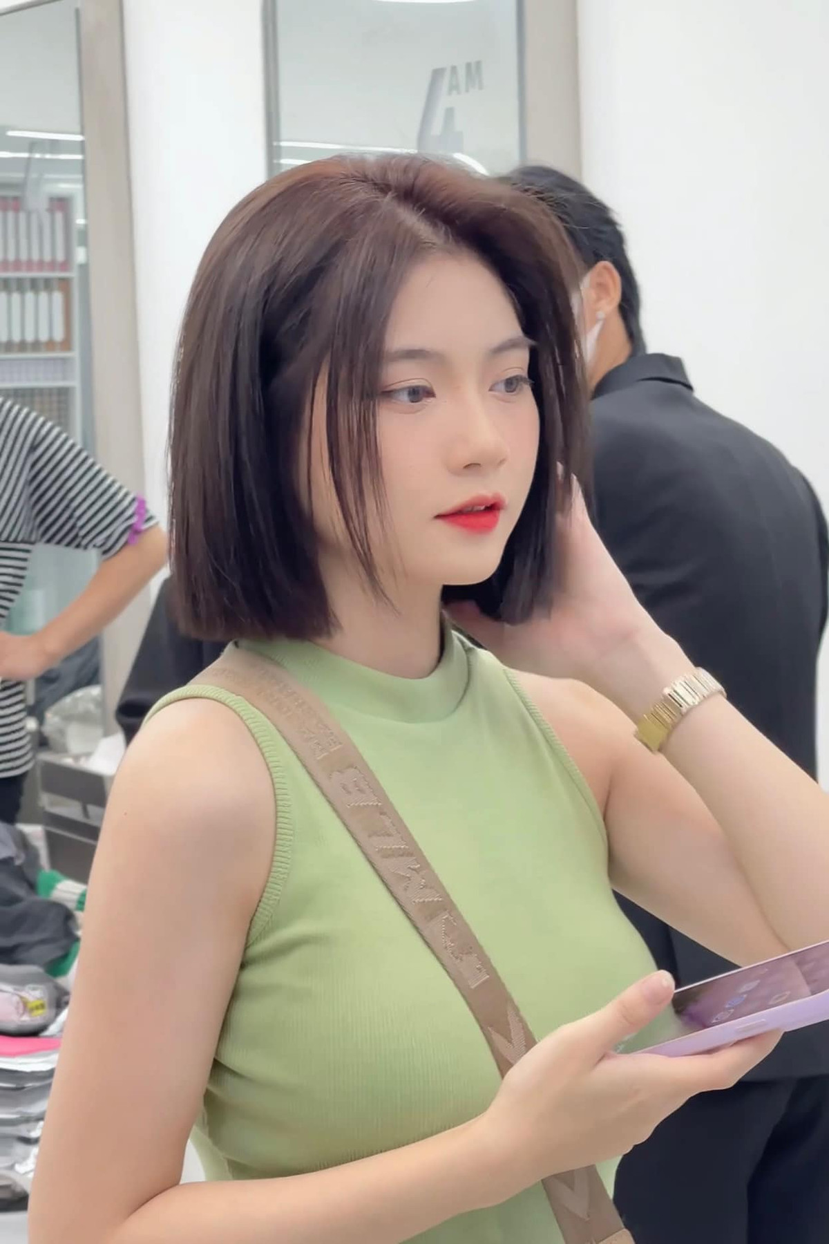 Thời điểm đấy, nàng hot girl là sinh viên ngành Ngôn ngữ Anh, trường ĐH Công Nghiệp TP HCM.