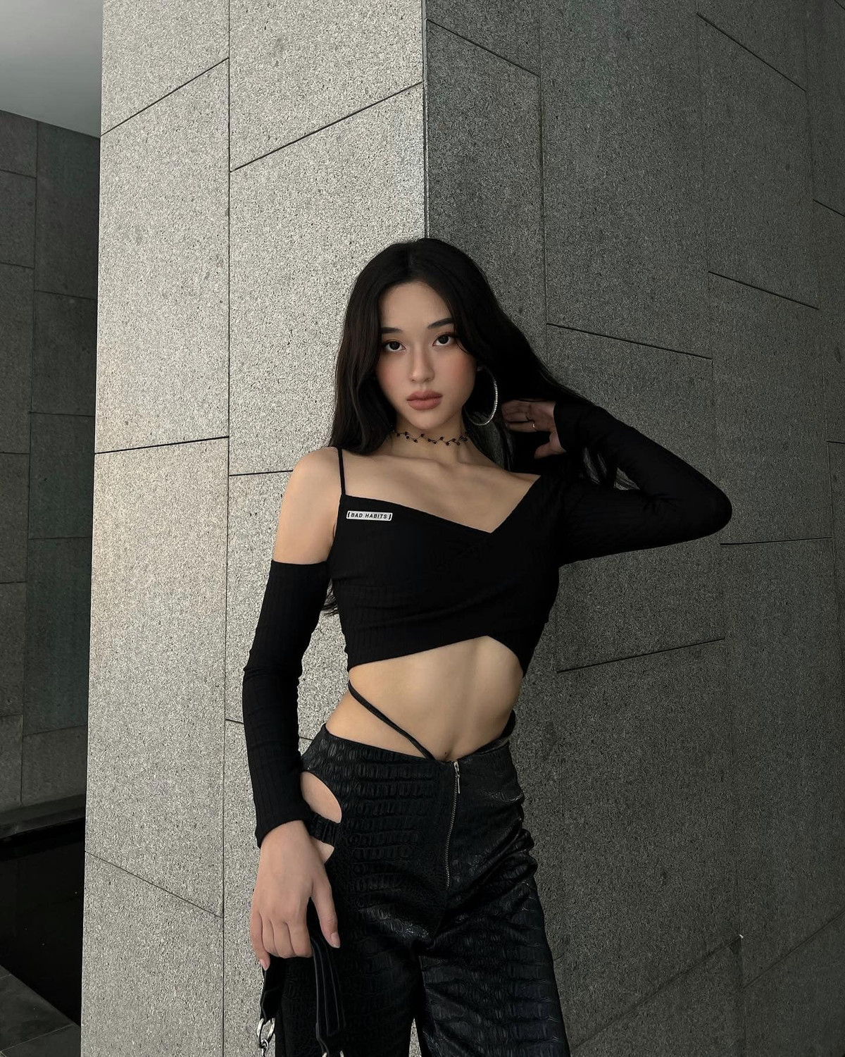 Trang là hot face, mẫu ảnh nổi tiếng khắp MXH từ trước. Cô sở hữu thân hình chuẩn chỉnh cùng thần thái ngút ngàn.