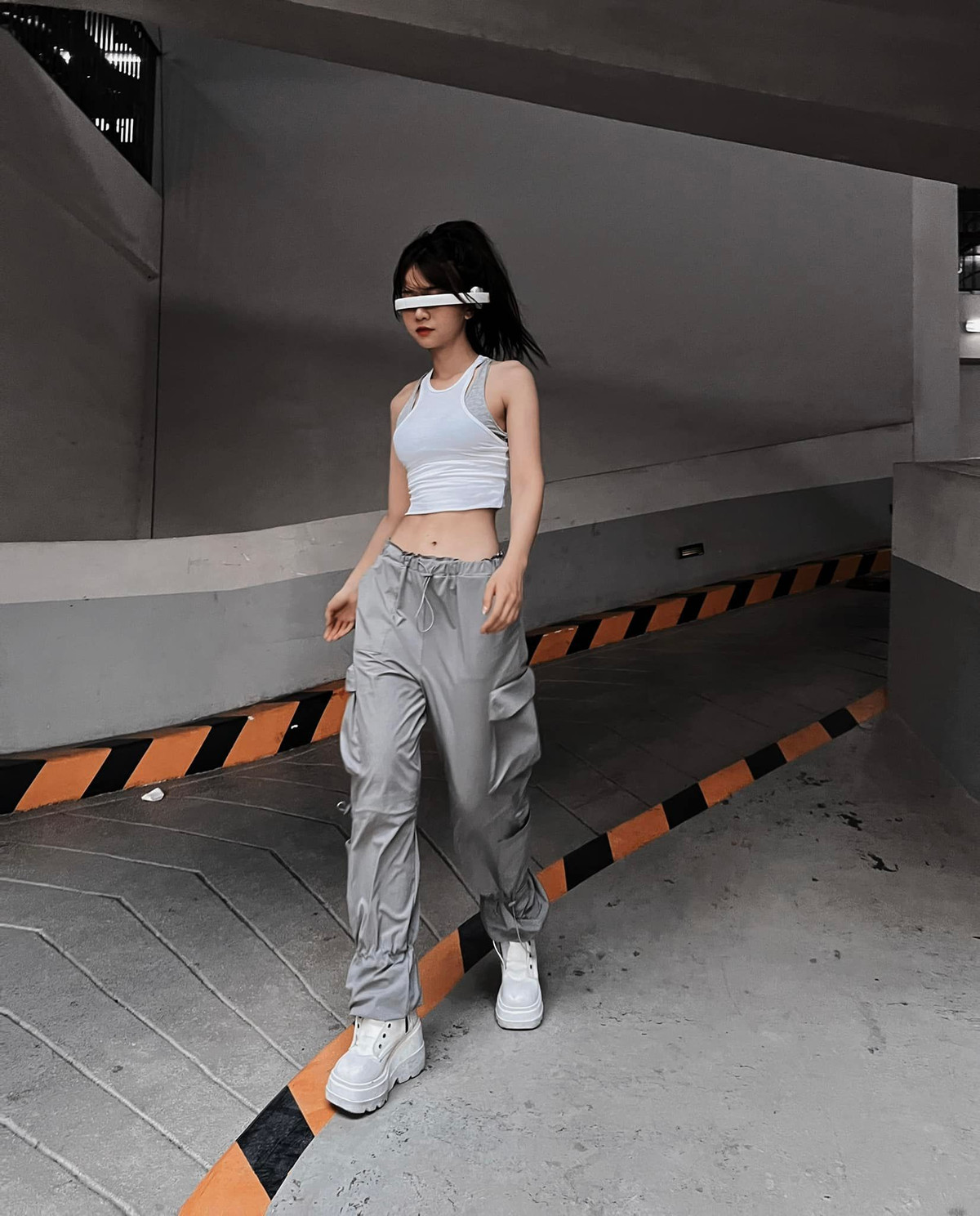 Cô nàng cho biết bản thân từng sở hữu thân hình mũm mĩm và "lột xác" thành công bằng chế độ ăn uống khoa học và tập luyện chăm chỉ. Ảnh: FBNV