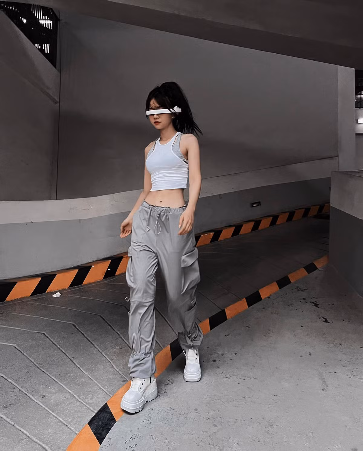 Cô nàng cho biết bản thân từng sở hữu thân hình mũm mĩm và "lột xác" thành công bằng chế độ ăn uống khoa học và tập luyện chăm chỉ. Ảnh: FBNV