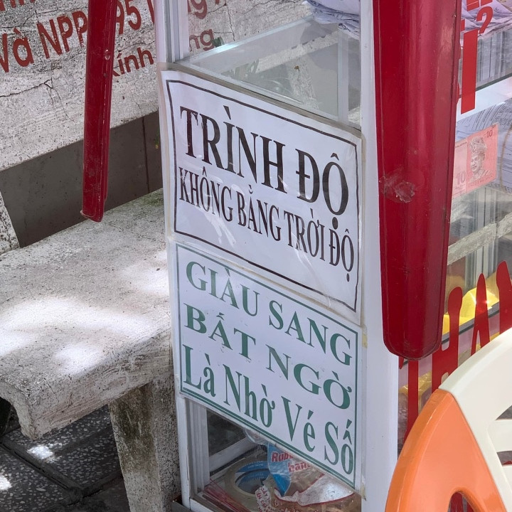 Những thông điệp hài hước này dù chỉ xuất hiện ít ỏi thế nhưng cũng đủ để làm ấm lòng người đọc, chắc chắn ai nhìn thấy cũng phải mỉm cười.