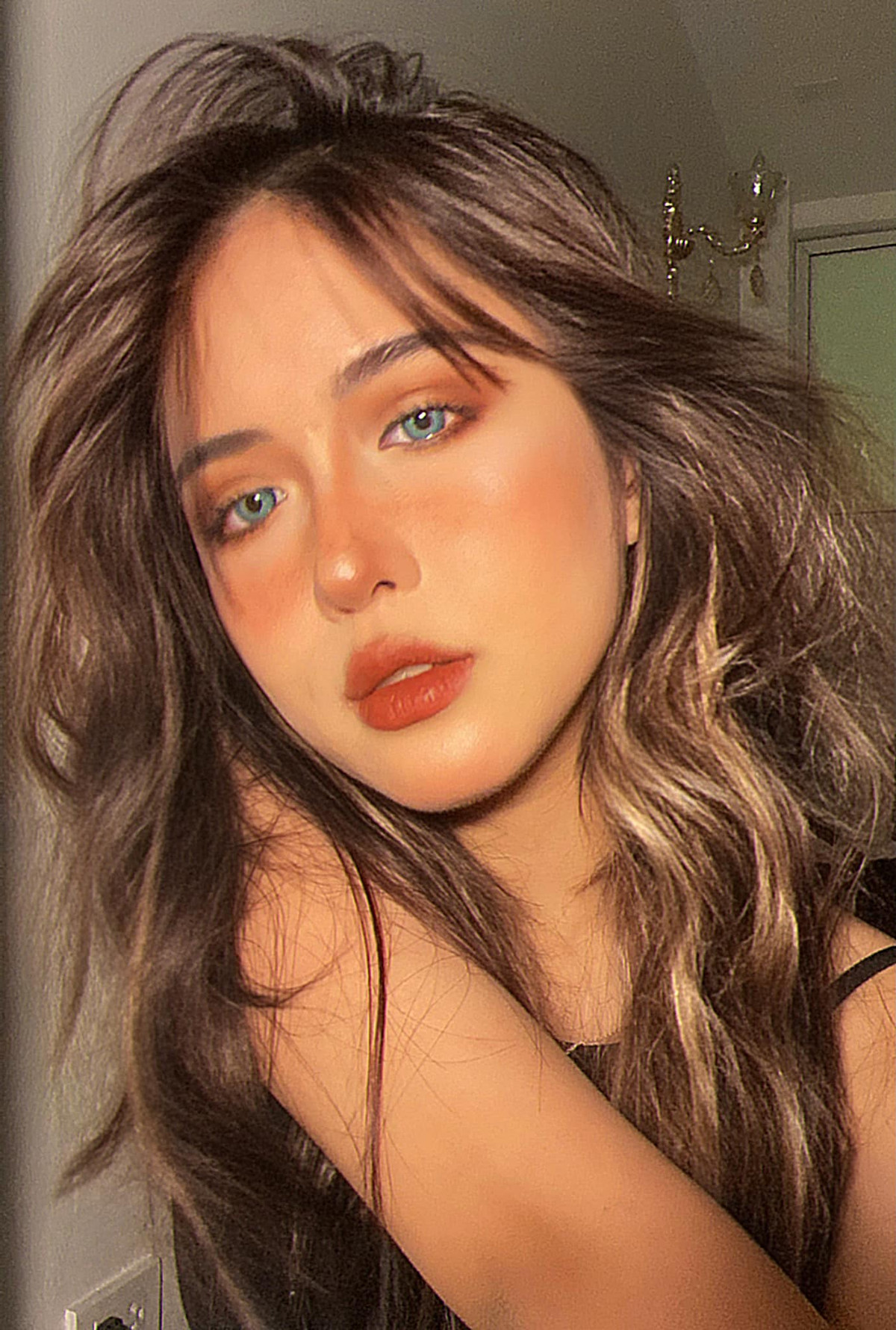 Sau 1 năm nổi tiếng, hiện tại nàng hot girl đang sở hữu lượng người theo dõi đáng kể.